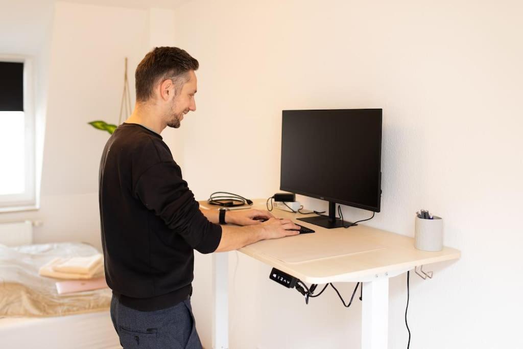 Boho Chic Markkleeberg, In Seenaehe, 8 Min Bis Ins Leipziger Zentrum Mit Der S-bahn, Fast Wifi Appartement *