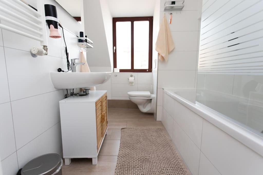 Boho Chic Markkleeberg, In Seenaehe, 8 Min Bis Ins Leipziger Zentrum Mit Der S-bahn, Fast Wifi *
